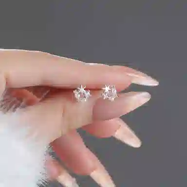 s999