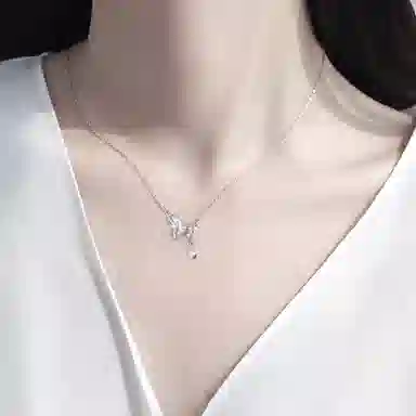 S925
