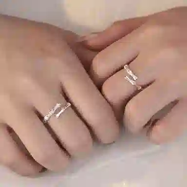 s999