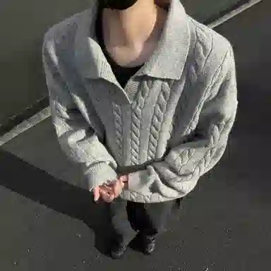 悍戈 美式韩系复古慵懒风纯色麻花翻领宽松百搭面料舒适可内搭外穿适合通勤休闲等多种场景针织衫 男女同款