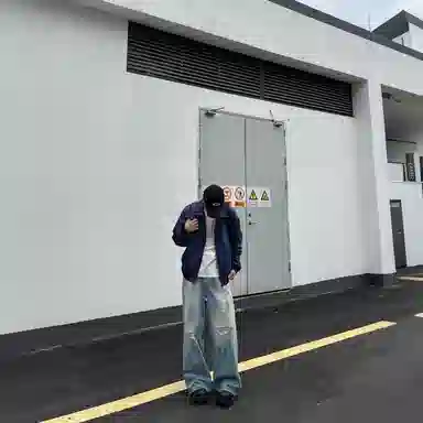 UNA RETA ma1bomberlogocleanfit