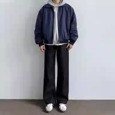 UNA RETA cleanfitbomber