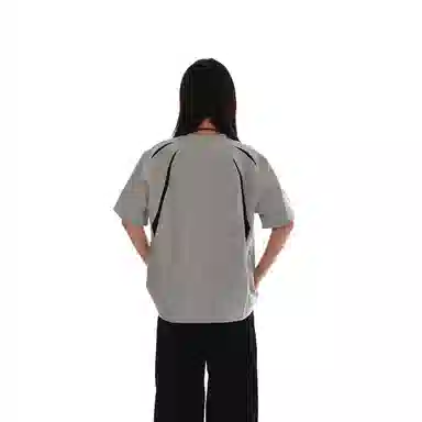 UNA RETA T