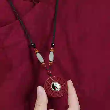 子婳 太极八卦坠招财转运平安顺逐新中式民族国风小众精致时尚简约百搭项链挂件饰品 朱砂 吊坠 男女同款情侣款
