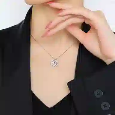 S925