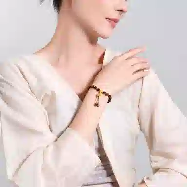 子婳 前途似锦平安守护招财纳福珠新中式国风小众精致时尚优雅福字转运珠高级感手饰#好运 虎眼石 玉石手串 女款
