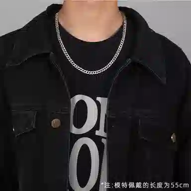 925
