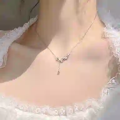 999