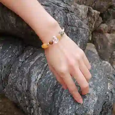 子婳 小众精致高级时尚经典优雅 虎眼石 手串 女款