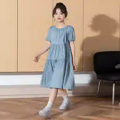 唐狮童装连衣裙 短袖轻盈甜美 中小童