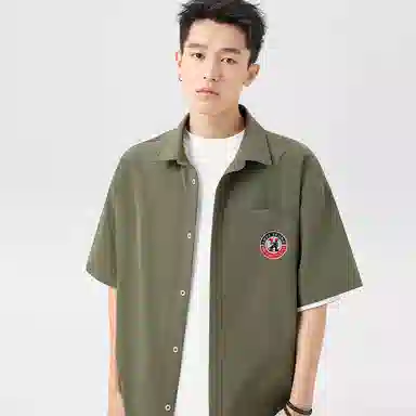红豆 冰丝凉感顺滑基础款美式复古潮流工装衬衣休闲宽松轻薄透气舒适有型接触凉感百搭宽松纽扣翻领户外短袖衬衫 男女同款