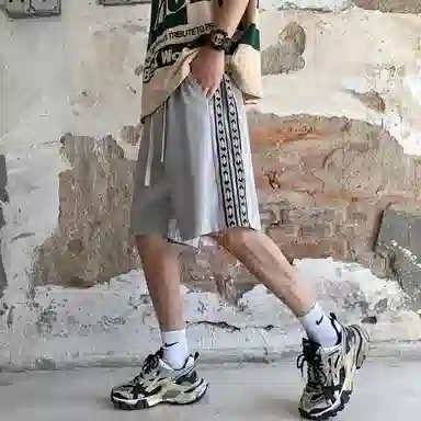 UZXJ