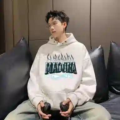 MADONA Cleanfit Sweatshirt