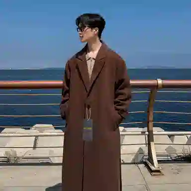 MADONA Classic Belted Wool Coat