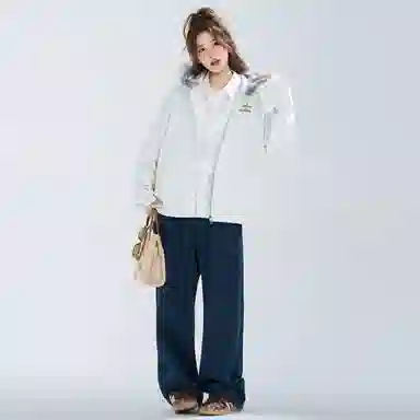 MADONA 400logocleanfit