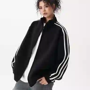 9c collective 2025ins