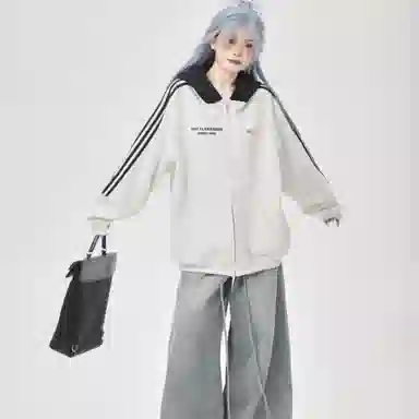 9c collective ins2025