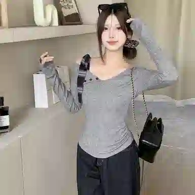 9c collective chic T