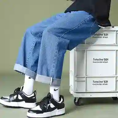 PWUE Ice Blue Straight Crop Pants