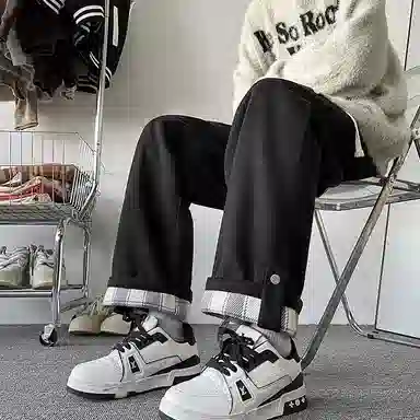 PWUE 300