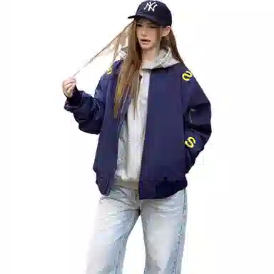 黛尔佳人 数字宽松适中长袖棒球服 女款