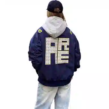 黛尔佳人 数字宽松适中长袖棒球服 女款