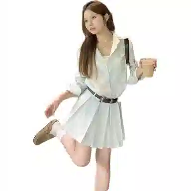 黛尔佳人 设计感老钱风条纹衬衣长袖连衣裙 女款