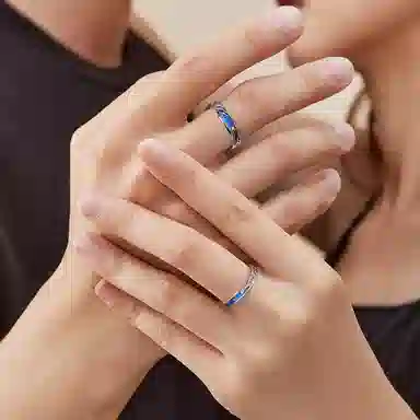 S925