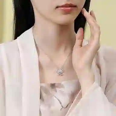 【凉玉消暑|高品质冰透IS999银】中国 银世城 祥云如意平安锁 转运温柔气质有钱花福禄吉祥好运不过敏#好运 玉髓 项链 男女同款情侣款