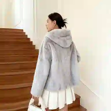 佐塞斯 高端品质轻奢天鹅绒水貂外套貂皮大衣女整貂短款连帽裘皮时尚冬季皮草 女款