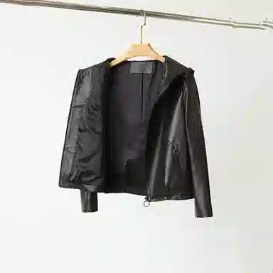 佐塞斯 轻奢外套连帽短款休闲皮衣 女款