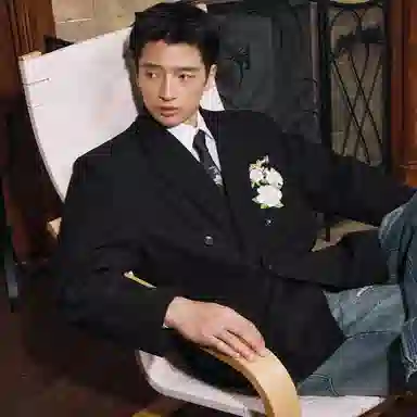 MEDM FW25 Camellia Embroidered Jacket