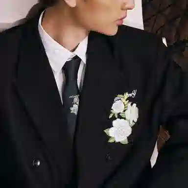 MEDM FW25 Camellia Embroidered Jacket