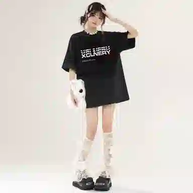 MOOR XCLNERY LOGOinsT