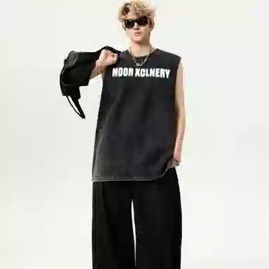 MOOR XCLNERY logoins