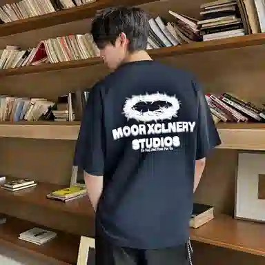 MOOR XCLNERY logoinsT