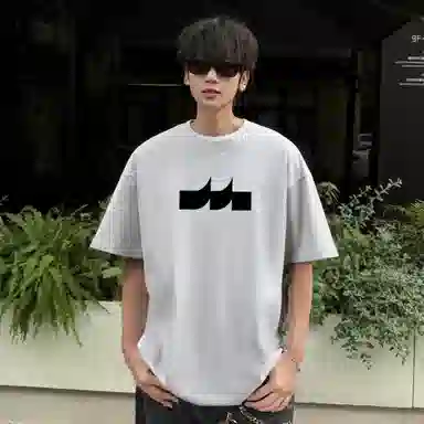 MOOR XCLNERY T