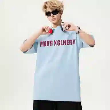MOOR XCLNERY logoT