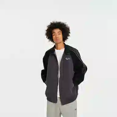 MOOR XCLNERY
