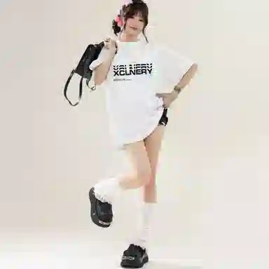 MOOR XCLNERY LOGOinsT