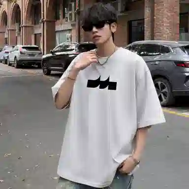 MOOR XCLNERY T