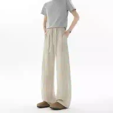 MOOR XCLNERY T