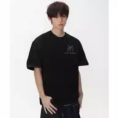 MOOR XCLNERY insLOGOT