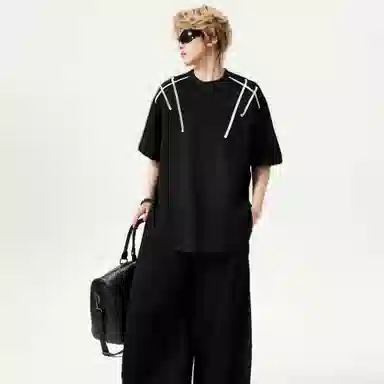 MOOR XCLNERY T