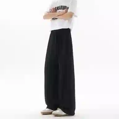 MOOR XCLNERY T