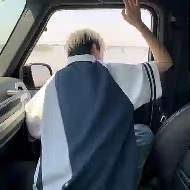 MOOR XCLNERY LOGOPolo