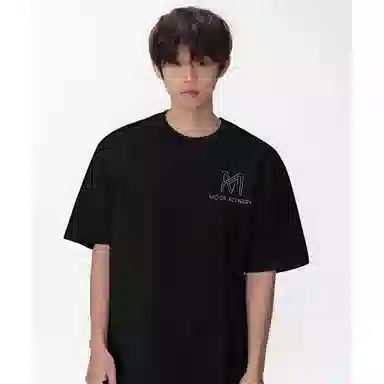 MOOR XCLNERY insLOGOT