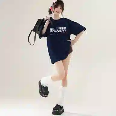 MOOR XCLNERY LOGOinsT