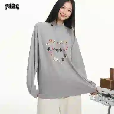 F426 Turtleneck Heart Print Long Sleeve Tee