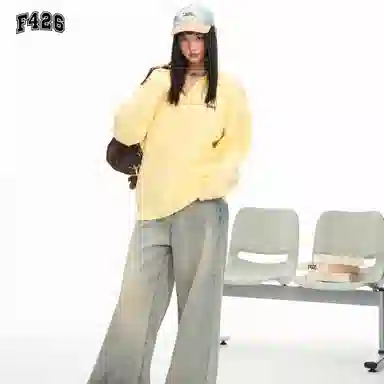 F426 Sausage Dog Sweater